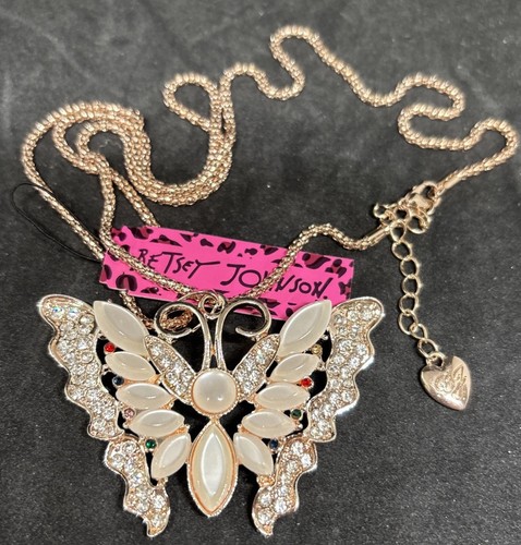 Betsey Johnson Large Opals And Crystals Gold BUTTERFLY Pendant NECKLACE NWT - Picture 3 of 11