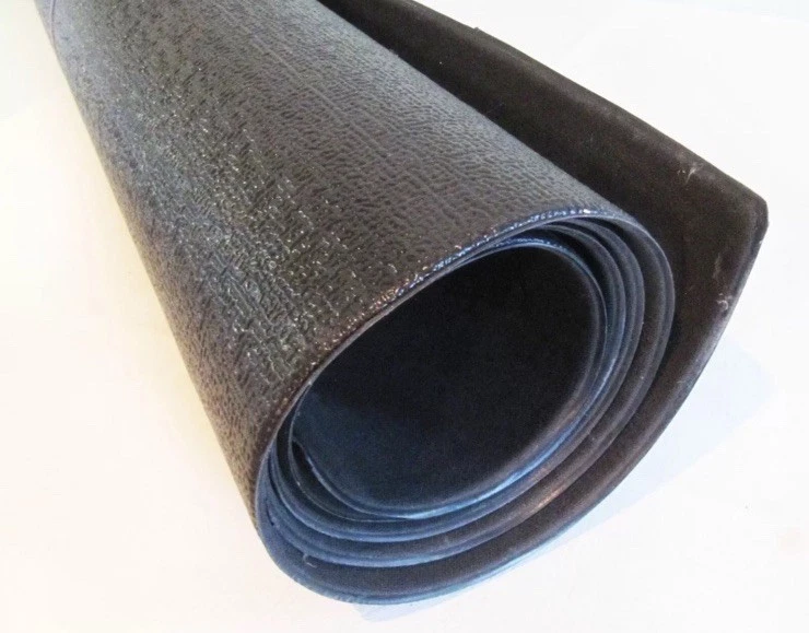 NUEVA Almohadilla de Ejercicio Nórdica NordicTrack Máquina de Esquí Esquiador Negra 67”x 28” Foto 3 de 4