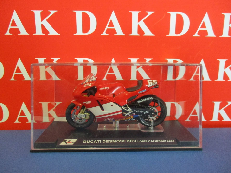 Die cast 1/24 Modellino Moto GP Ducati Desmosedici Loris Capirossi 2004 - Immagine 4 di 4