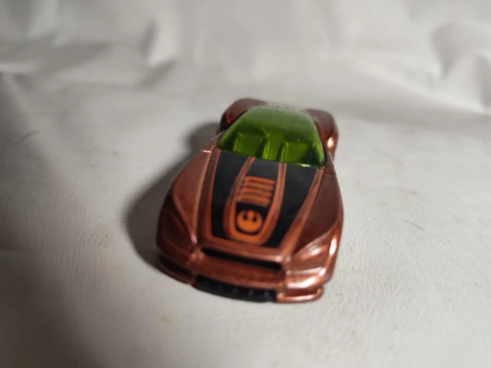 Orange Hot Wheels Pony-Up Star Wars Car Dagabah Foto 2 de 4