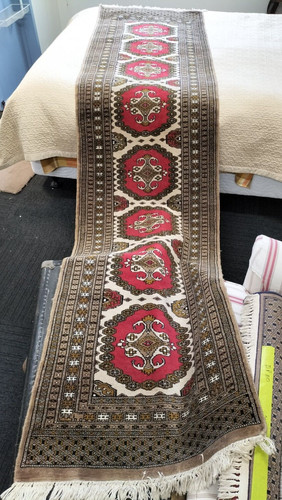 Rug Hand made Pakistani runner w 8 tribal guls  Great Colours Quality Wool Rug