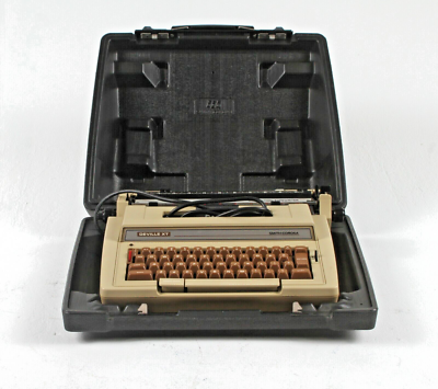 Vintage Smith-Corona Deville XT Correction Typewriter w/ Case 