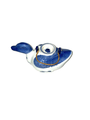 Vintage Ceramic Hand Painted Blue & White Chinoiserie Style Duck Teapot - Picture 6 of 7