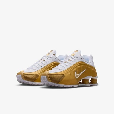 Nike Women's Shox R4 Shoe Pearl Gold