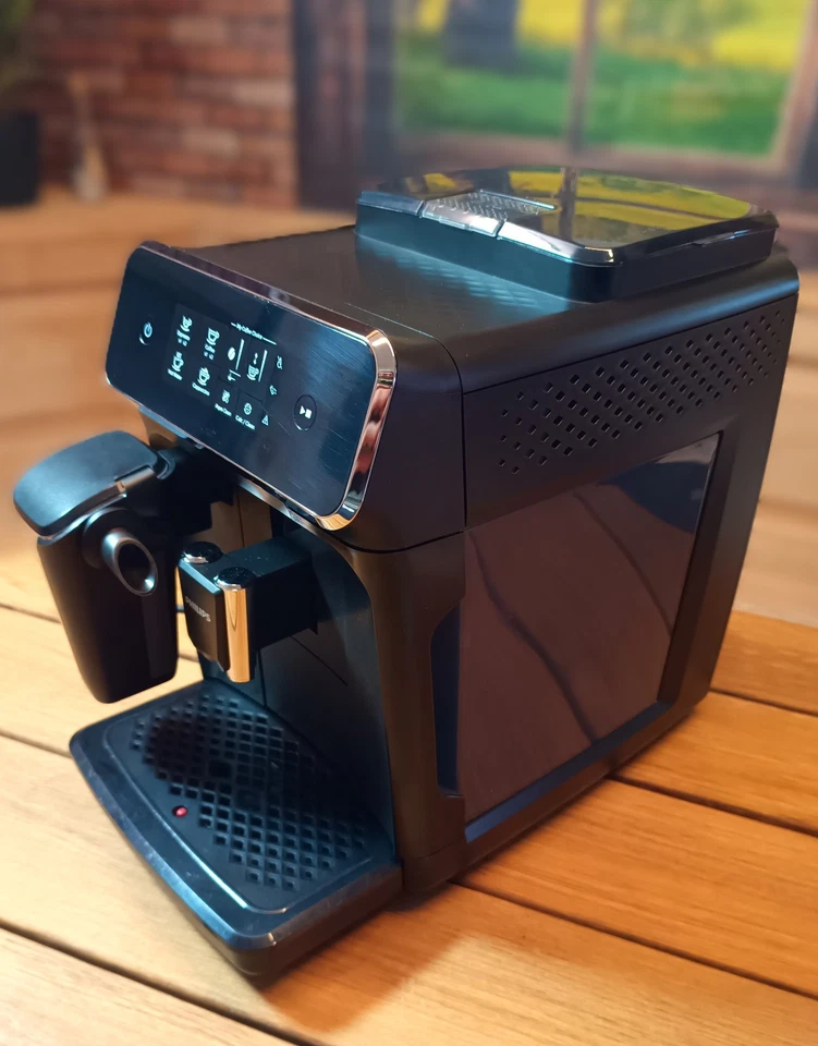 Philips 2200 LatteGo, Foto 1 von 3