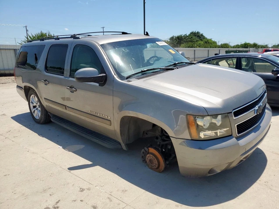 (LOCAL PICKUP ONLY) Passenger Right Fender Fits 07-14 SUBURBAN 1500 607120 Foto 4 de 4