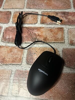 AmazonBasics 3-Button USB Wired Computer Mouse (Black)