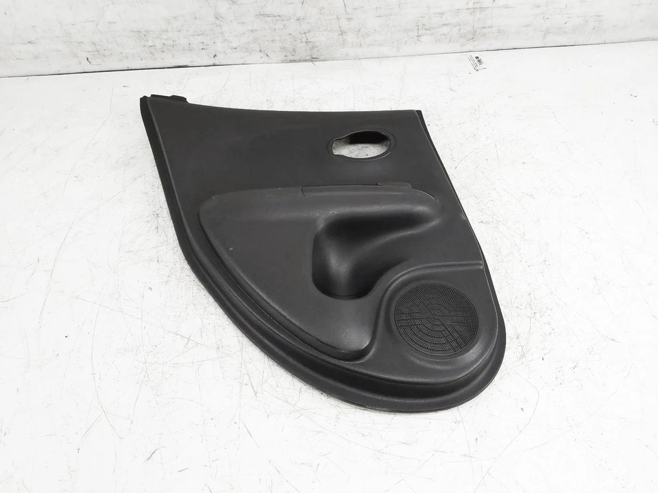 2011-2016 Nissan Juke Rear Driver Interior Door Trim Panel 82901-4Au9a - Image 2 of 4