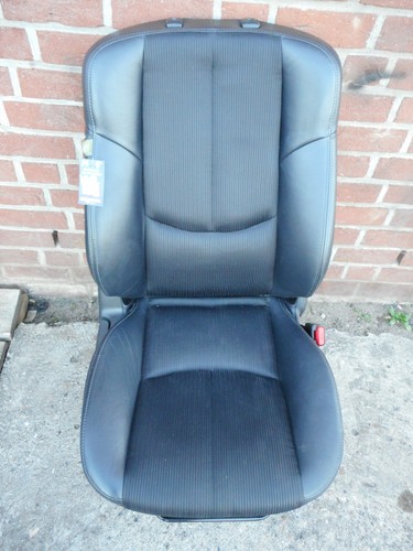 MAZDA 6 GH MZR-CD Bj.07-12 Sitz bei HAMBURG vorne rechts Beifahrersitz Teilleder