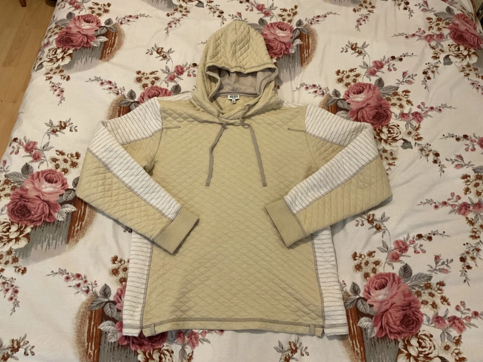 Felpa con cappuccio Kenzo taglia XL gialla bianca beige a righe buone condizioni pronta all'uso