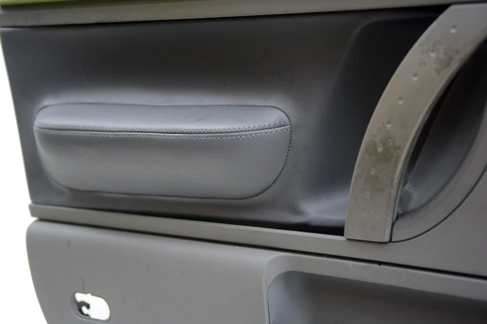 适用于 98 - 10 大众甲壳虫合成皮革门板插入卡灰色 — 第 2/4 张图片