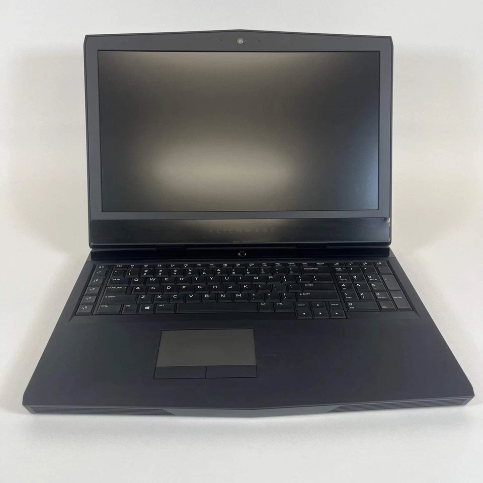 Alienware 17 R4 i7-7820HK 2.9GHz 32GB RAM 1TB HDD 500GB SSD GeForce GTX 1080 - Image 4 of 4