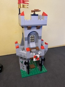 LEGO Castle Kingdoms - 7948 Outpost Attack 100% Complete - No Box - 2010 Retired