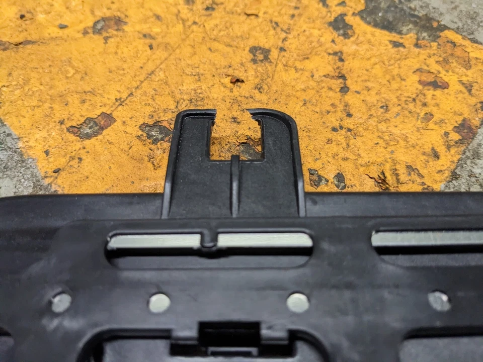 AMPLIFICADOR ANTENA TECHO MERCEDES-BENZ CLASE R R320 W251 A2518202275 Foto 4 de 4