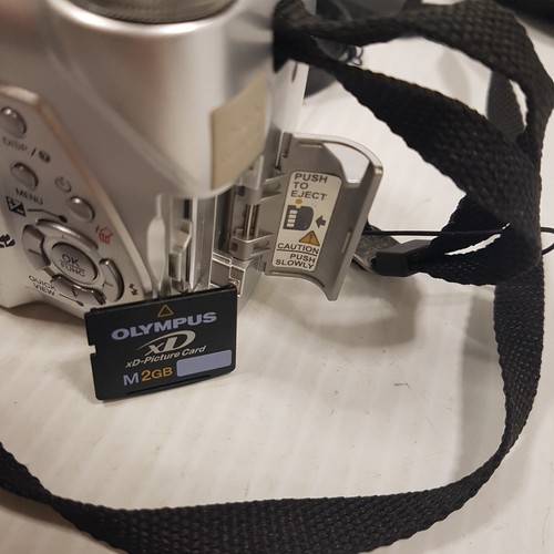 Olympus SP-510UZ 7.1MP 10x optical zoom 4xAA batteries Tested and working - Picture 7 of 9