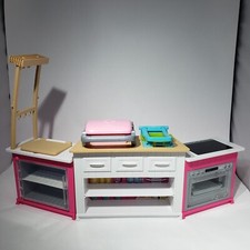 Barbie Ultimate Kitchen Set Oven Cooking Grill Sink Counters Lights Sounds Works