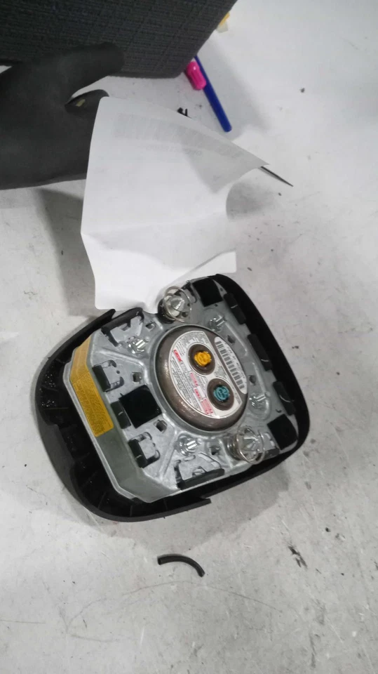 2017 Volkswagen Passat Steering Wheel Air Bag Blue Used 68K Miles OEM Part 91972 Foto 2 de 4