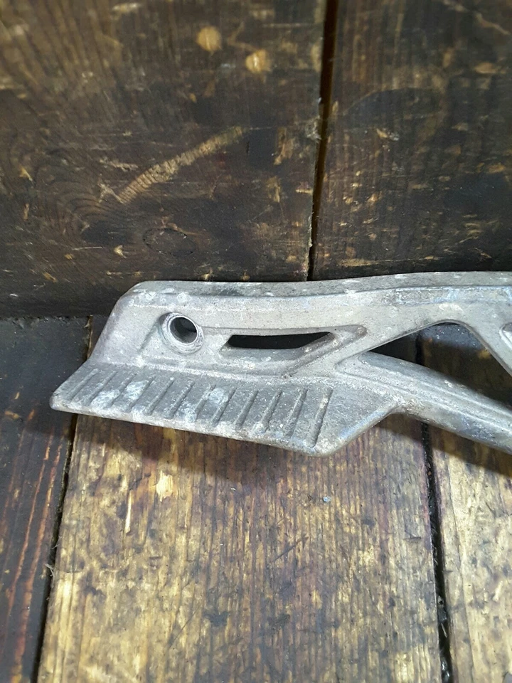 Yamaha SRX-250 SRX250 SRX 250 1987 OEM lado derecho trasero soporte clavija reposapiés Foto 2 de 4