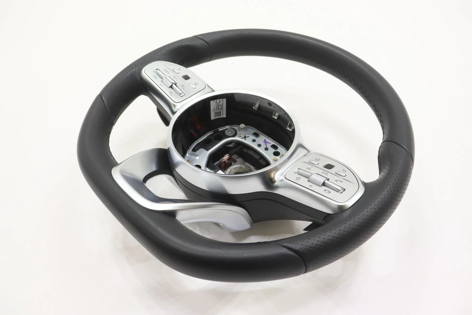 2019 - 2023 MERCEDES CLS450 C257 STEERING WHEEL W/ SWITCH BUTTON OEM A0050071699 - Image 2 of 4