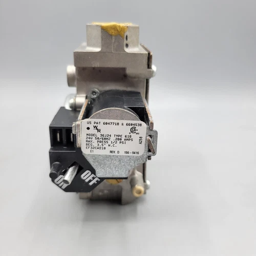 White Rodgers GEMINI 36J24 618  HVAC Furnace Gas Valve EF32CW210 used 