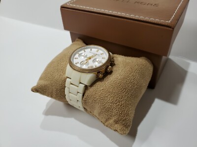 Michael Kors MK5189 White Ceramic Dial Yellow Gold Bezel  display picture 3