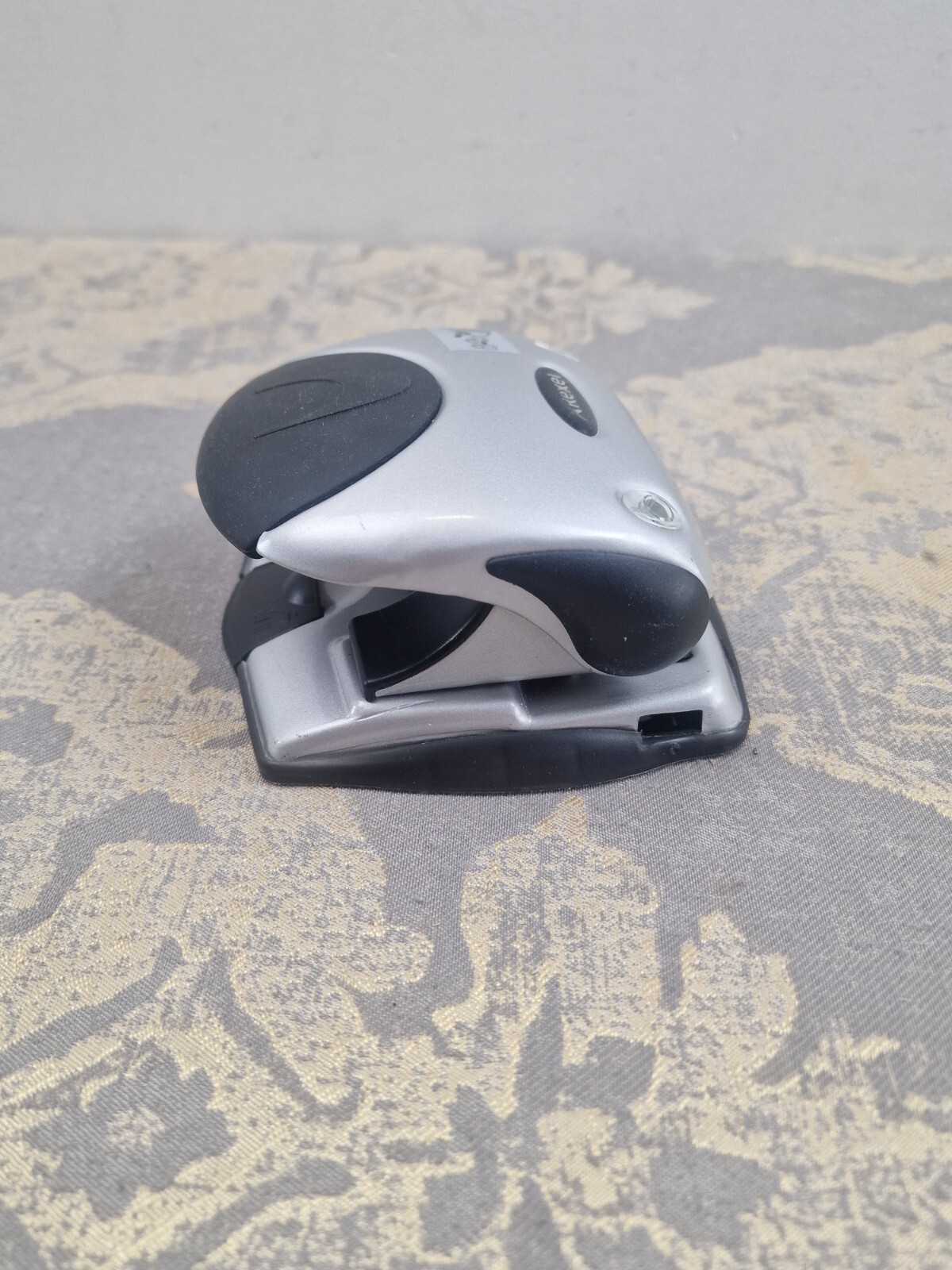 Rexel Precision 225 2 Hole Punch, 25 Sheet Capacity, Paper Alignment Indicator,