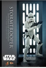 Hot Toys Star Wars Stormtrooper With Death Star Environment 1:6 Figure MMS736