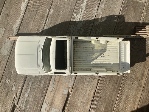Ertl Diecast Ford Pickup Truck White New Holland Farm Toy Vintage Model - Picture 4 of 7