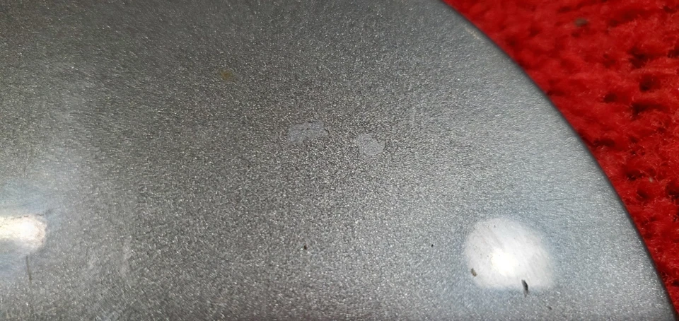 00-06 Chevrolet Tahoe Suburban Yukon puerta de gasolina combustible tormenta gris metálico OEM Foto 3 de 4