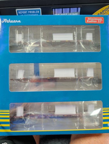Juego de 3 unidades de coche con columna Athearn BNSF HO NUEVO EN CAJA #300503 | Condition: New
