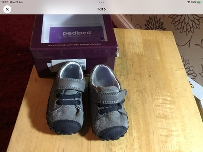 Pediped weiche Sohlen Leder Baby Erstlingsschuhe 0-6 Neu