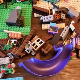 LEGO Friends 41122 Adventure Camp Tree House Bulk Parts Lot Incomplete 