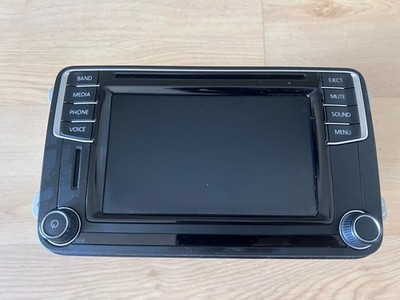 2017  VW  Jetta Passat Touchscreen Radio Sat CD 5C0 035 200 B  MIB STD2 PQ   OEM