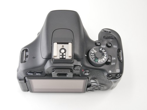 Kit Canon EOS 600D + EF-S 18-55mm IS II - Imagen 4 de 10