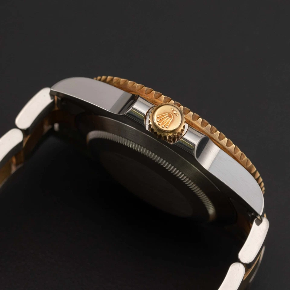 Reloj Rolex Submariner Date 116613LN esfera negra acero inoxidable y oro de 18 quilates Foto 3 de 4