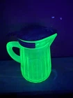 Vintage Anchor Hocking Green Uranium Glass Rusted Flip Lid 4.25” Syrup Pitcher