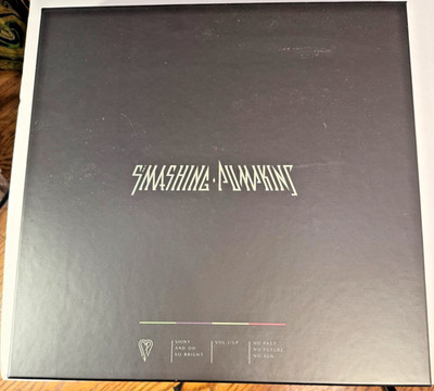 THE SMASHING PUMPKINS  SHINY AND OH SO BRIGHT VOL.1  NO PAST NO FUTURE BOX SET