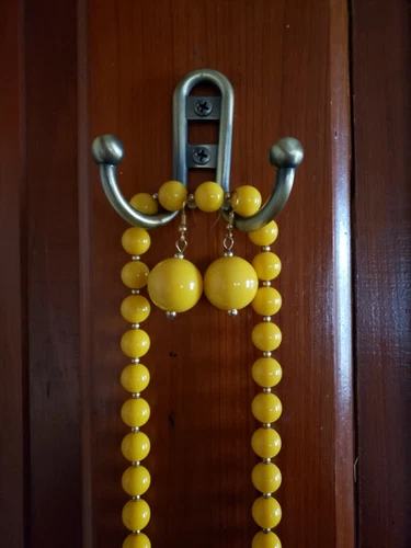 Vintage Yellow Beaded Necklace Wire Pierced Earring Set Costume Jewelry