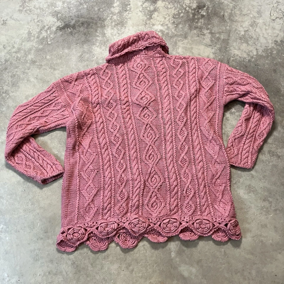 Yarnworks Handknit Sweater Womens Medium Pink Cable Knit Chunky Turtleneck Vtg - Image 4 of 4