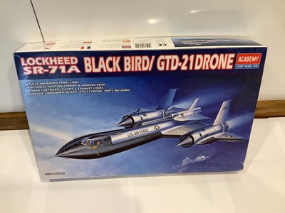 Academy 1642 1:72 Lockheed SR-71A Black Bird ''Versiegelt''  (DA55-39K2/6/5)