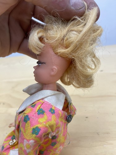 Vintage Blonde Barbie Clone Doll Hong Kong Floral dress Rubber Legs - Bild 5 von 14
