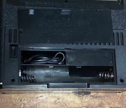 General Electric Monitor 10 Vintage Radio 10 Band AM/FM Weather Works - Picture 14 of 16