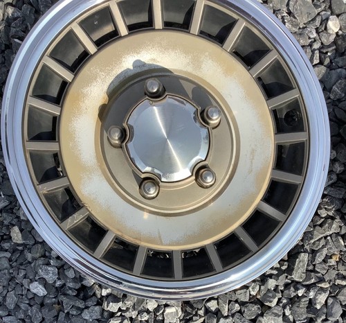 87-96 Ford Truck F150 Bronco E150 Van 15" hubcaps wheel covers P/N E7TZ1130E - Picture 3 of 8