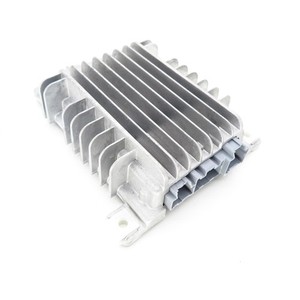 Verstärker Bose Maserati GranTurismo M145 230520
