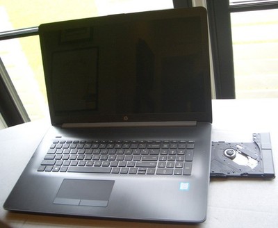 HP 17'' LAPTOP MODEL #17-by0053-od WORKS FINE