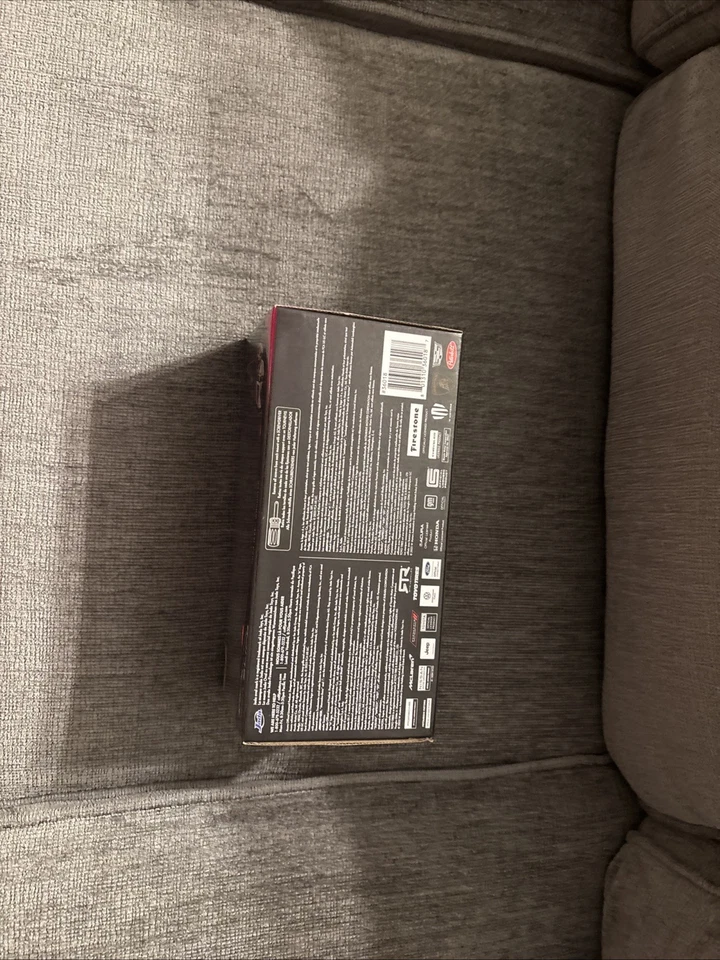 Jeep Wrangler 2023 rosa deslizamiento (CHASE) llantas rojas, así como amortiguadores/bobina Foto 3 de 4