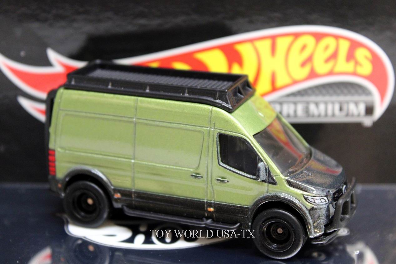 2022 Hot Wheels Car Culture Deutschland Design #1 Mercedes-Benz Sprinter