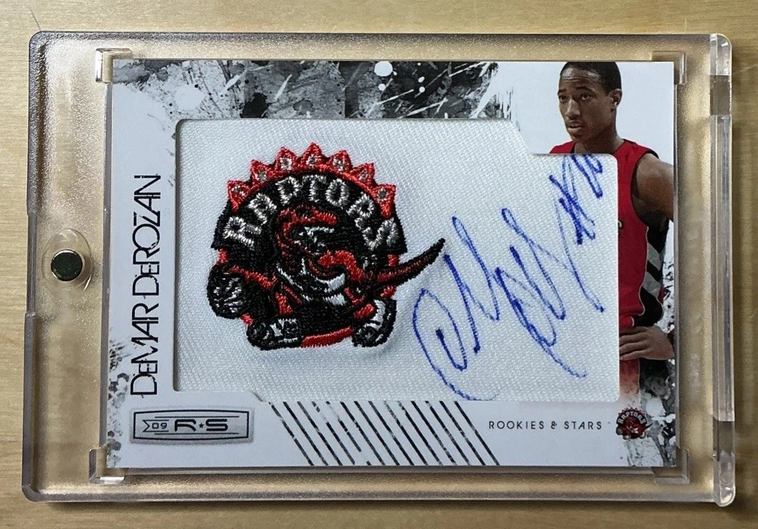 DeMar DeRozan Basketball Sports Trading Cards & Accessories