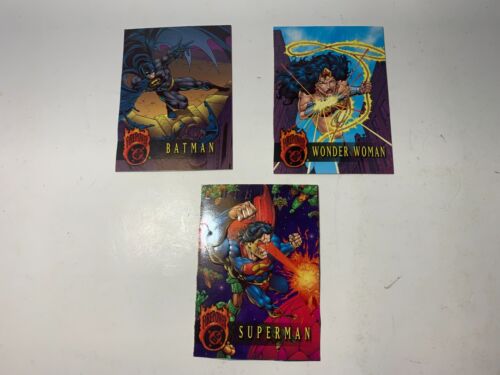 DC OUTBURST FIREPOWER 1995 EMBOSSED 3 PROMO CARDS SUPERMAN-BATMAN-WONDER WOMAN - Photo 1 sur 3