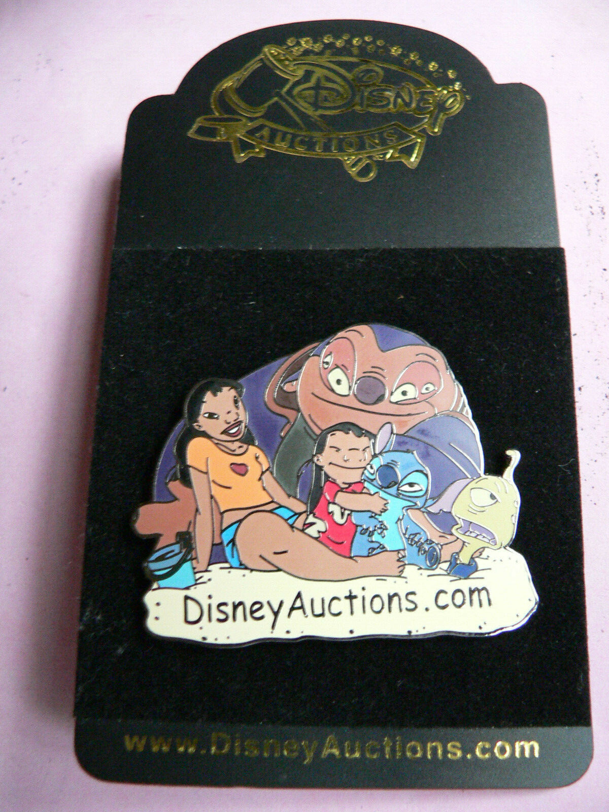 RARE Disney Auctions Lilo & Stitch Crew on Beach W/ DA Logo Disney Pin 39813 GWP